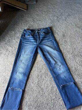 NWOT American Eagle Super Super Stretch straight cut jeans size 6